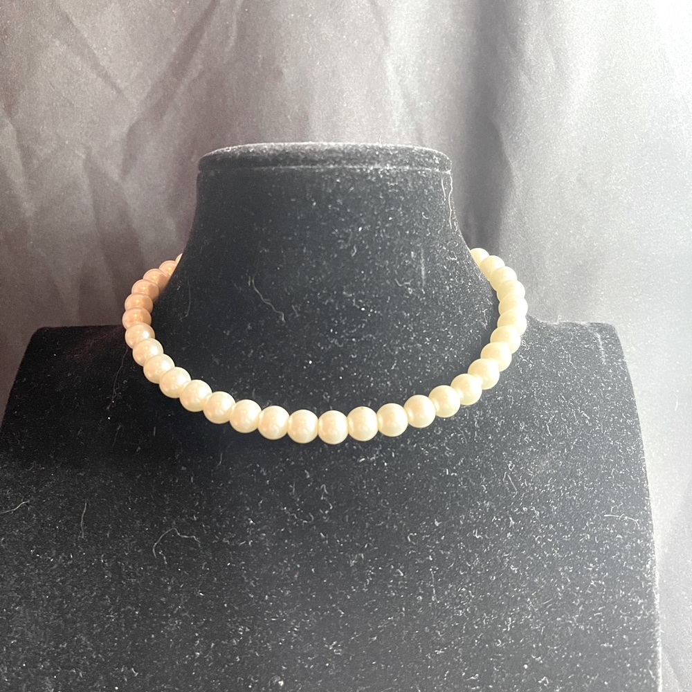 simple pearl choker